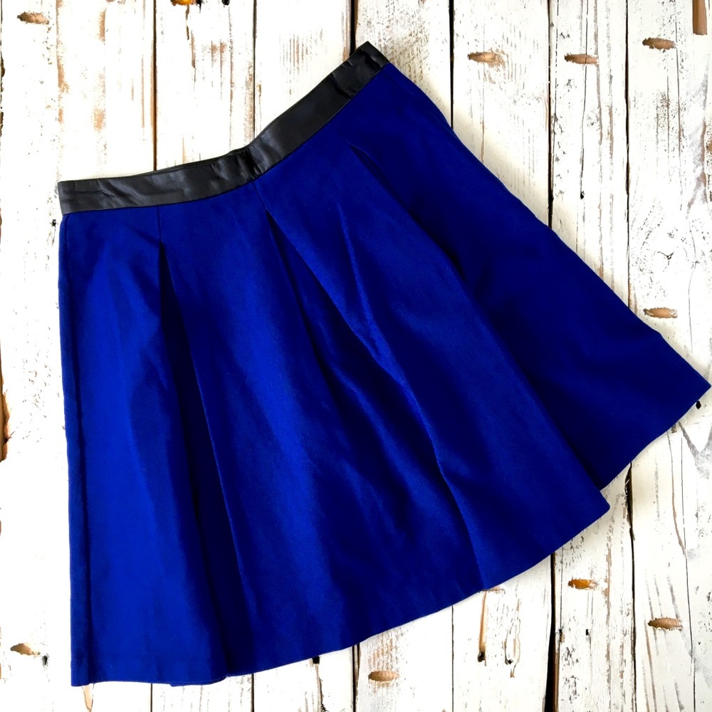 Glassons Royal Blue Pleated Skirt US Size 4